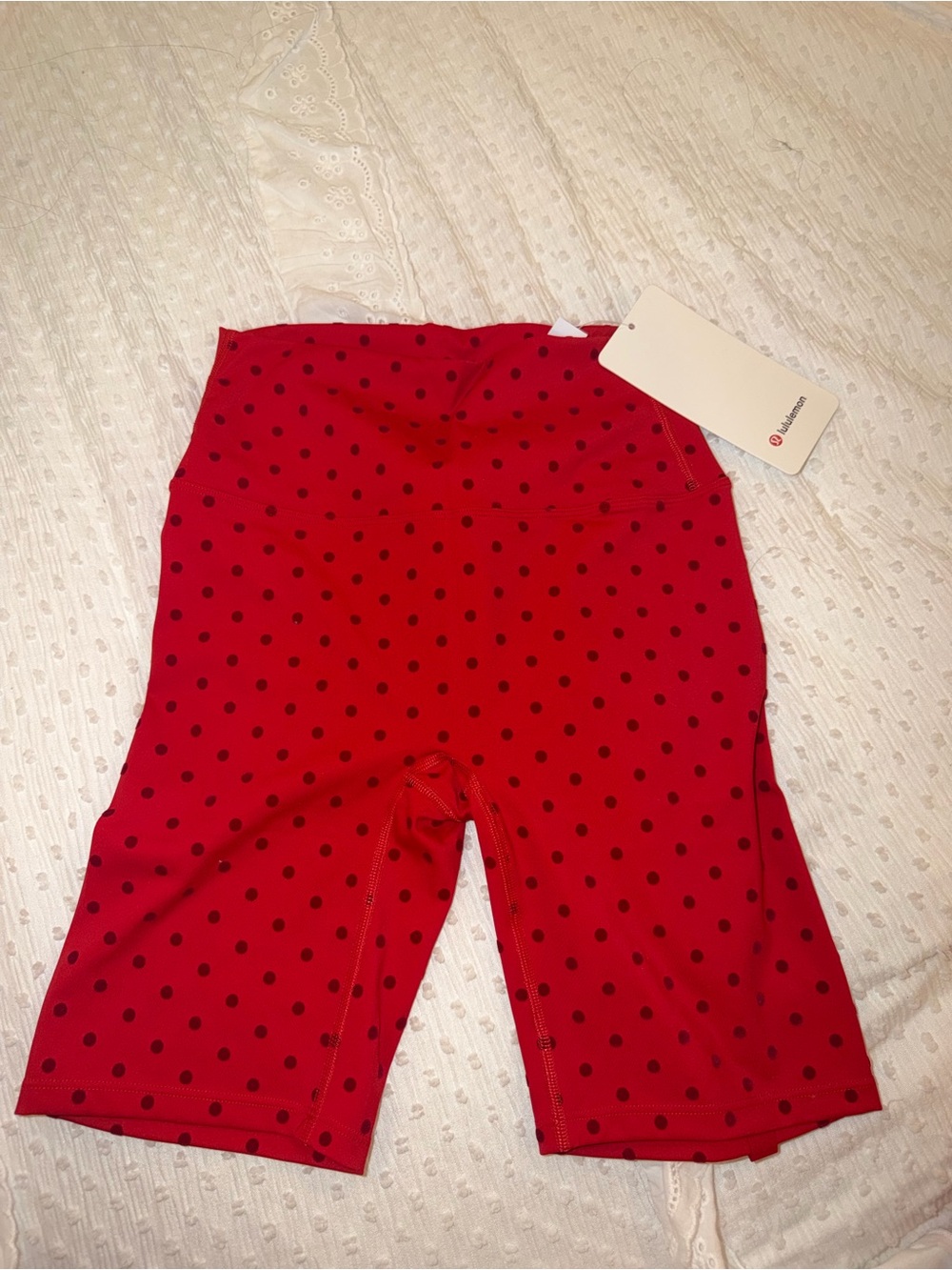 Lululemon Red Polka Dot Active Bike Shorts & Sports bra Set - Picture 4 of 4